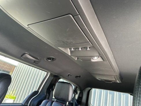 Used 2019 Dodge Grand Caravan GT image 13