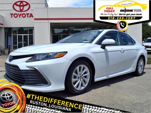 Used 2023 Toyota Camry LE image 1