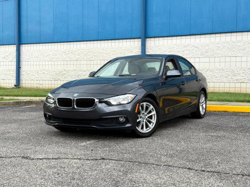Used 2016 BMW 320i xDrive Sedan image 3