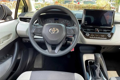 Used 2023 Toyota Corolla LE image 5