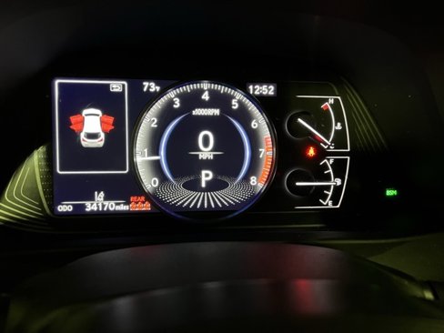 Used 2021 Lexus UX 200 image 18