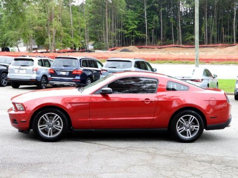 Used 2011 Ford Mustang Premium image 11