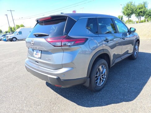 New 2025 Nissan Rogue S image 4