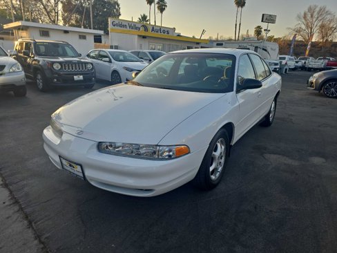 Used 2000 Oldsmobile Intrigue GX image 1
