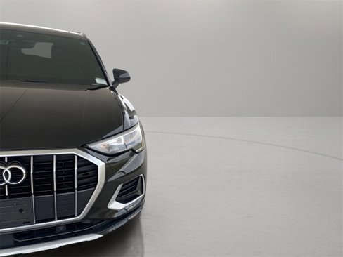 Used 2021 Audi Q3 2.0T Premium image 4