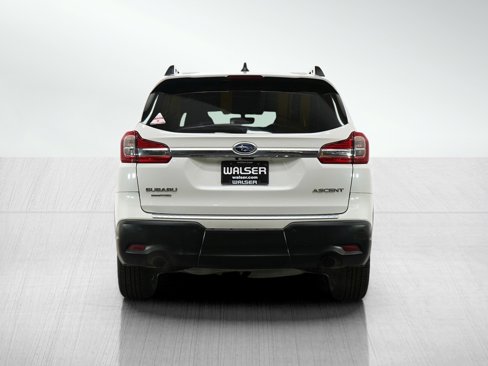 Used 2019 Subaru Ascent Premium image 4