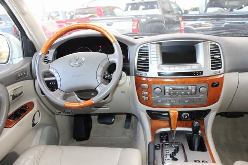 Used 2003 Lexus LX 470 4WD image 2