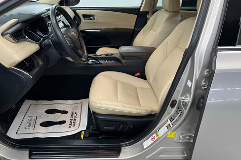 Used 2014 Toyota Avalon XLE Touring image 18