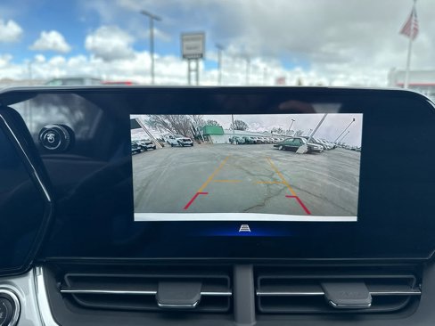 New 2025 Chevrolet Trax LT w/ LT Convenience Package image 16