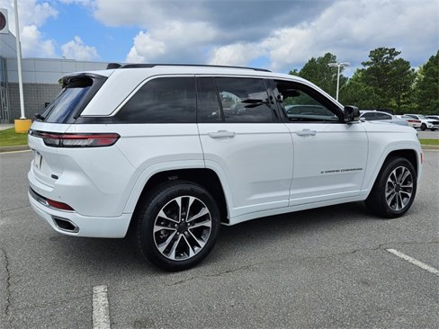 Used 2023 Jeep Grand Cherokee Overland image 16