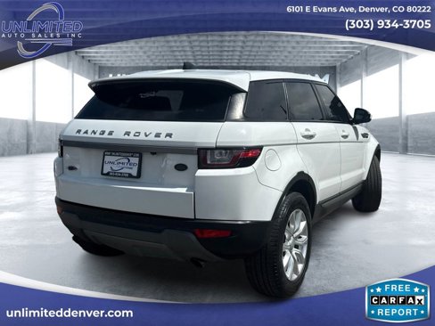 Used 2017 Land Rover Range Rover Evoque SE image 3