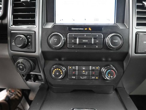 Used 2019 Ford F150 XLT w/ Equipment Group 302A Luxury image 9