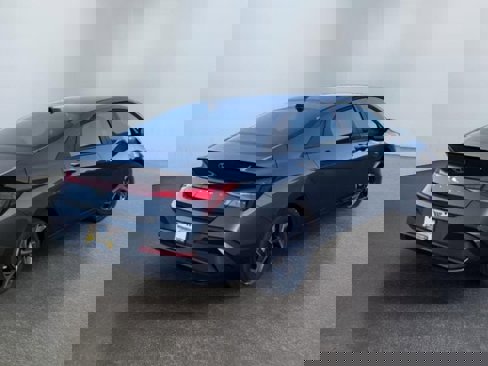New 2025 Hyundai Elantra Sport image 5