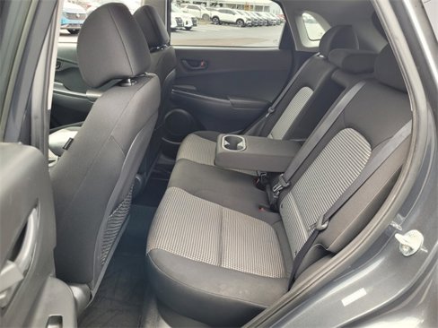 Used 2018 Hyundai Kona SEL w/ SEL Tech Package 02 image 9