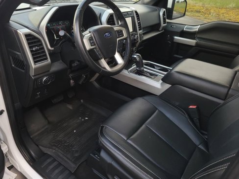 Used 2020 Ford F150 Lariat image 12