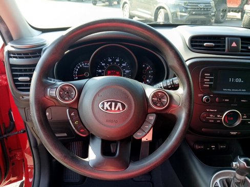Used 2017 Kia Soul + image 22