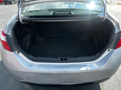 Used 2015 Toyota Corolla L image 16