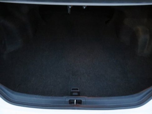 Used 2017 Toyota Camry LE image 39
