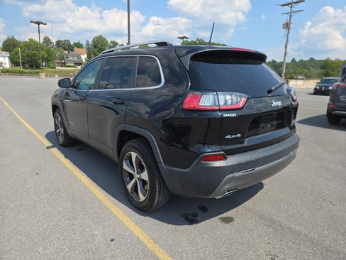 Used 2019 Jeep Cherokee Limited image 6