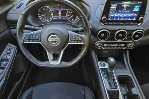 Used 2021 Nissan Sentra SV image 11