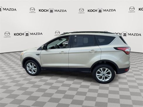 Used 2018 Ford Escape SE w/ SE Sync 3 Package image 5