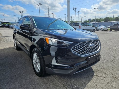 Used 2023 Ford Edge SEL image 8