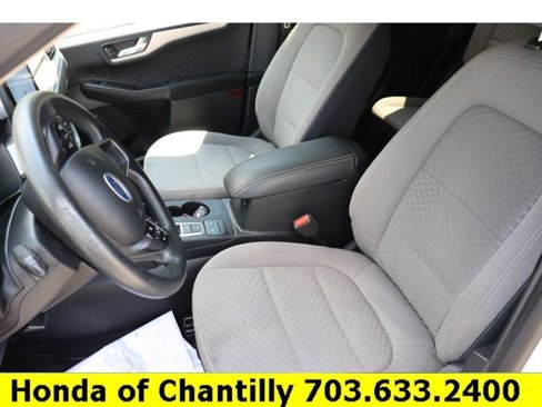 Used 2020 Ford Escape SE image 20