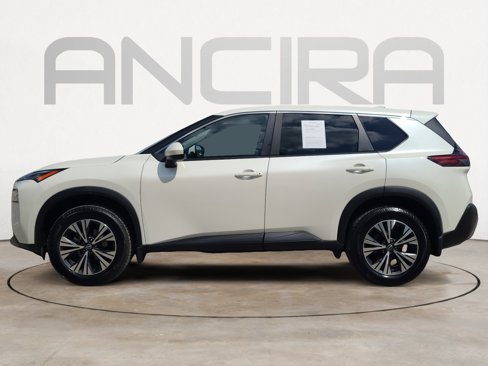 Used 2023 Nissan Rogue SV image 7