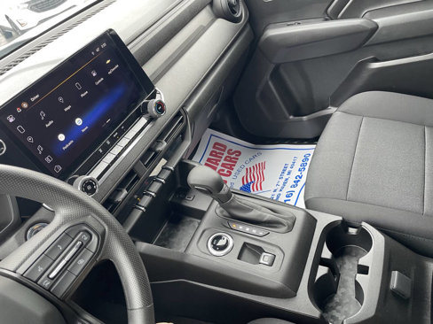Used 2023 Chevrolet Colorado W/T image 22