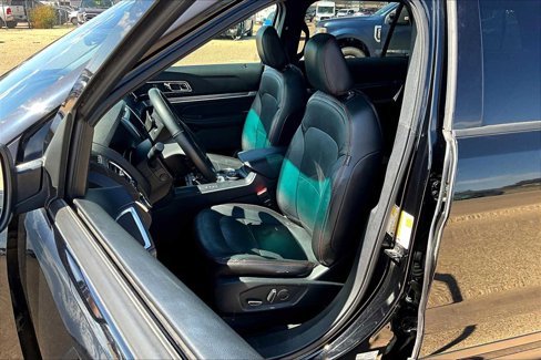 Used 2018 Ford Explorer Sport w/ Equipment Group 401A image 7