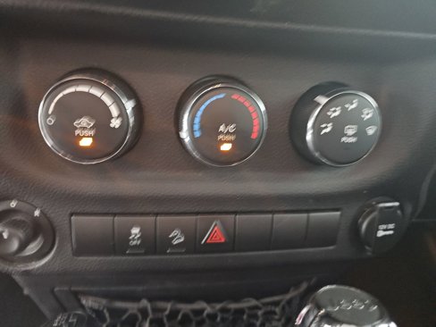Used 2014 Jeep Wrangler Unlimited Sport w/ Quick Order Package 24S image 24