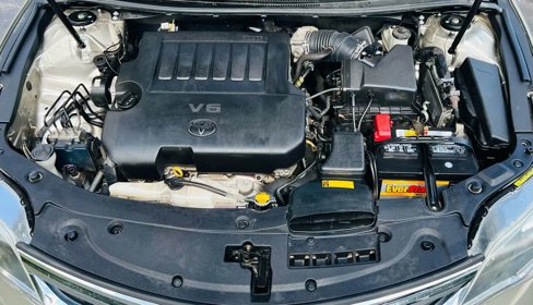 Used 2013 Toyota Avalon Limited image 26