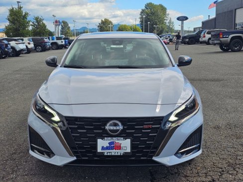 New 2025 Nissan Altima 2.5 SR w/ SR Premium Package image 8