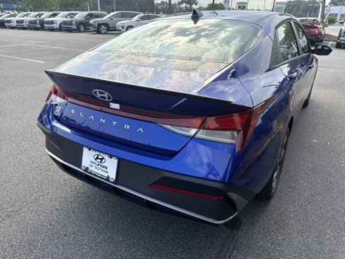 New 2025 Hyundai Elantra Sport image 4