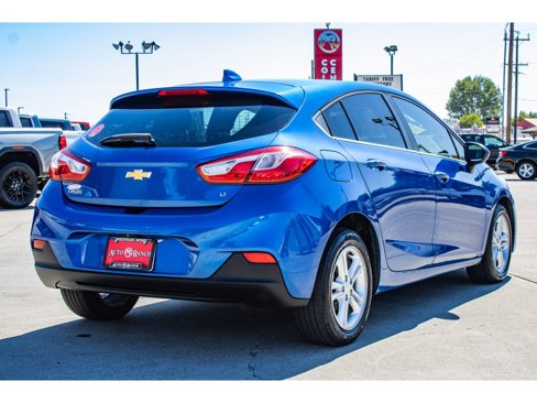 Used 2018 Chevrolet Cruze LT w/ Convenience Package image 7