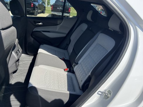 Used 2024 Chevrolet Equinox LS w/ LS Convenience Package image 22