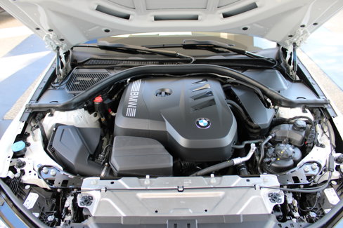 Used 2025 BMW 330i Sedan w/ M Sport Package image 27