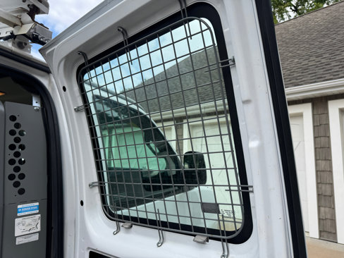 Used 2017 Chevrolet Express 2500 image 26