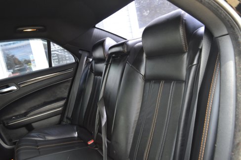 Used 2016 Chrysler 300 S image 14