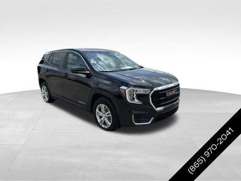 Used 2024 GMC Terrain SLE image 7