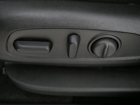 Used 2019 Chevrolet Equinox LT image 27