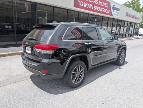 Used 2021 Jeep Grand Cherokee Limited image 33