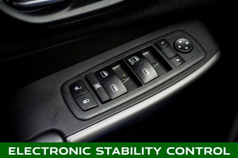 Used 2019 Jeep Cherokee Sport w/ Cold Weather Group image 24