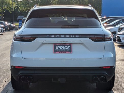 Used 2023 Porsche Cayenne image 10