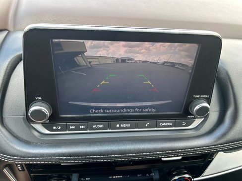 Used 2022 Nissan Rogue SV image 23