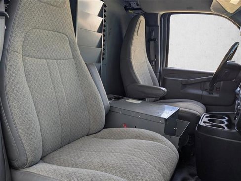 Used 2020 Chevrolet Express 2500 w/ Communications Package image 17