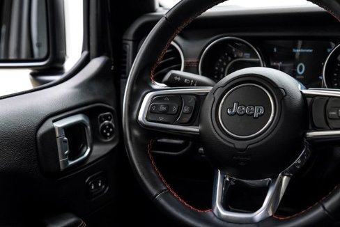 Used 2021 Jeep Wrangler Unlimited Rubicon image 44