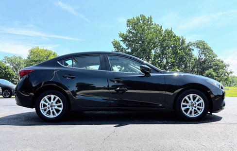 Used 2015 MAZDA MAZDA3 i Touring w/ Technology Package image 8