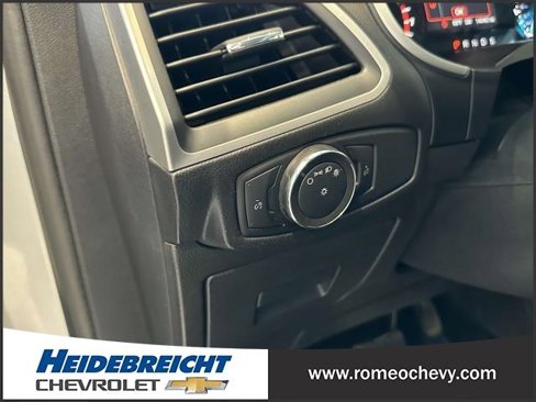 Used 2015 Ford Edge SEL image 20