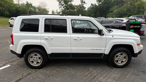 Used 2016 Jeep Patriot Sport w/ Power Value Group image 6